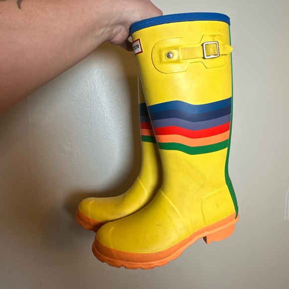 Hunter Kids Yellow Rain Boots with Rainbow Stripes size‎ 3 - Picture 8 of 8